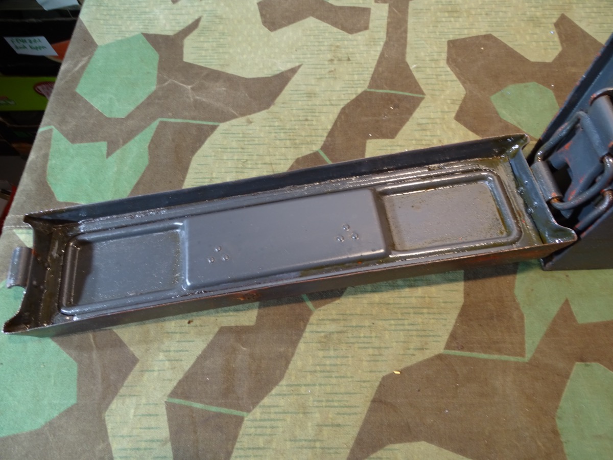 MG 34/42 Patronenkasten 41, Luftwaffe Hst: "brh/4, (1944) "