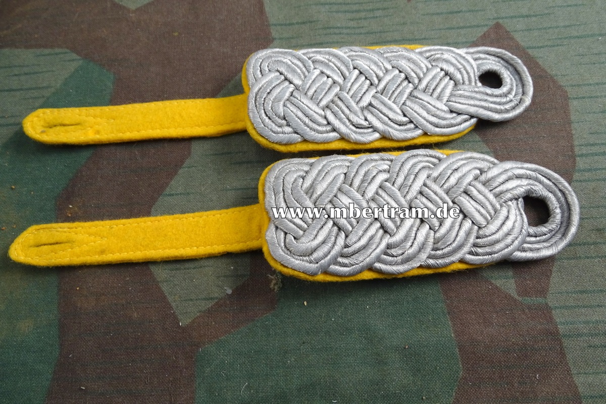 Luftwaffe Schulterstücke Major fliegende Truppe. Ausführung zum aufschlaufen.