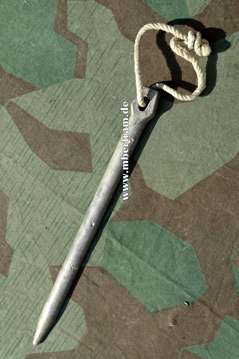 Zelthering Wehrmacht " S&amp;C 1939" Aluminium, gebraucht.