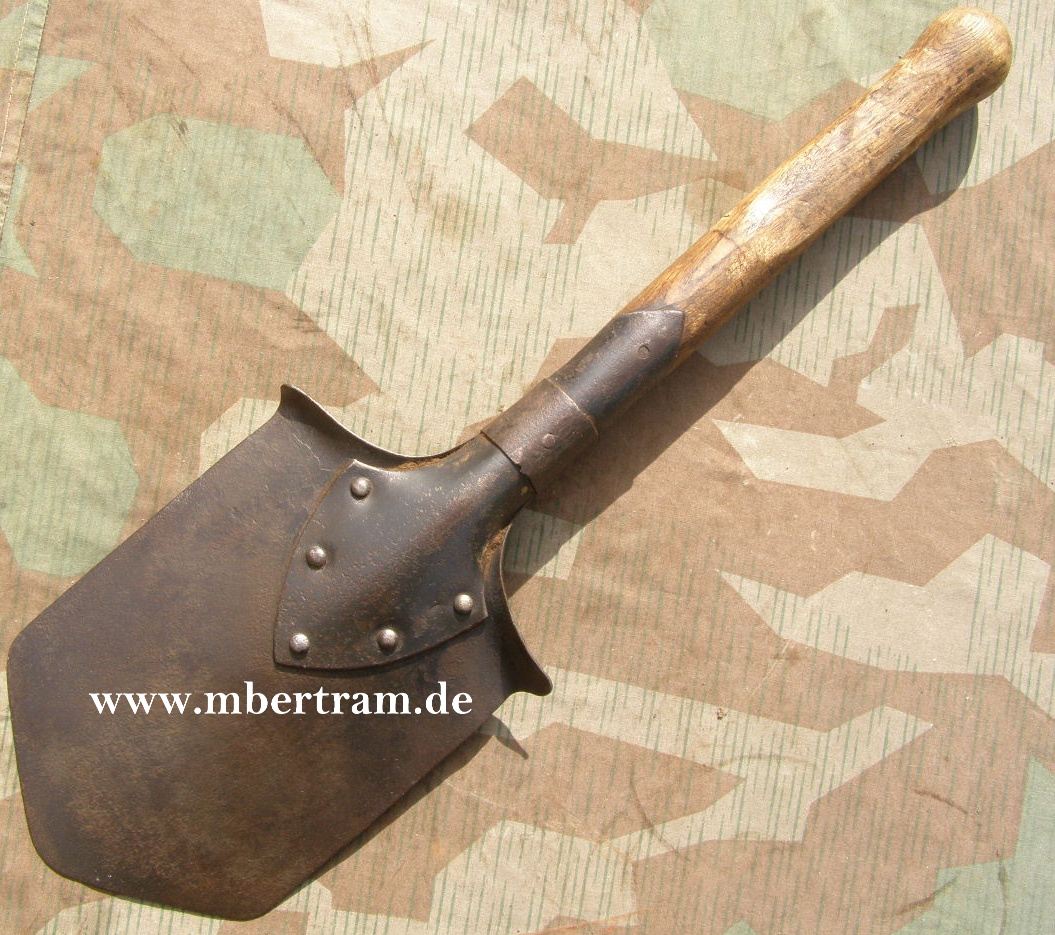 Feldspaten Österreich. 1. Weltkrieg, Spitz zulaufend, um 1916