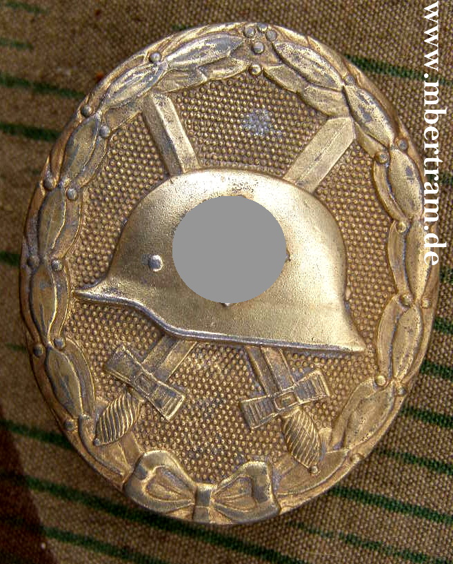 Verwundeten Abzeichen in Gold, Hersteller 30