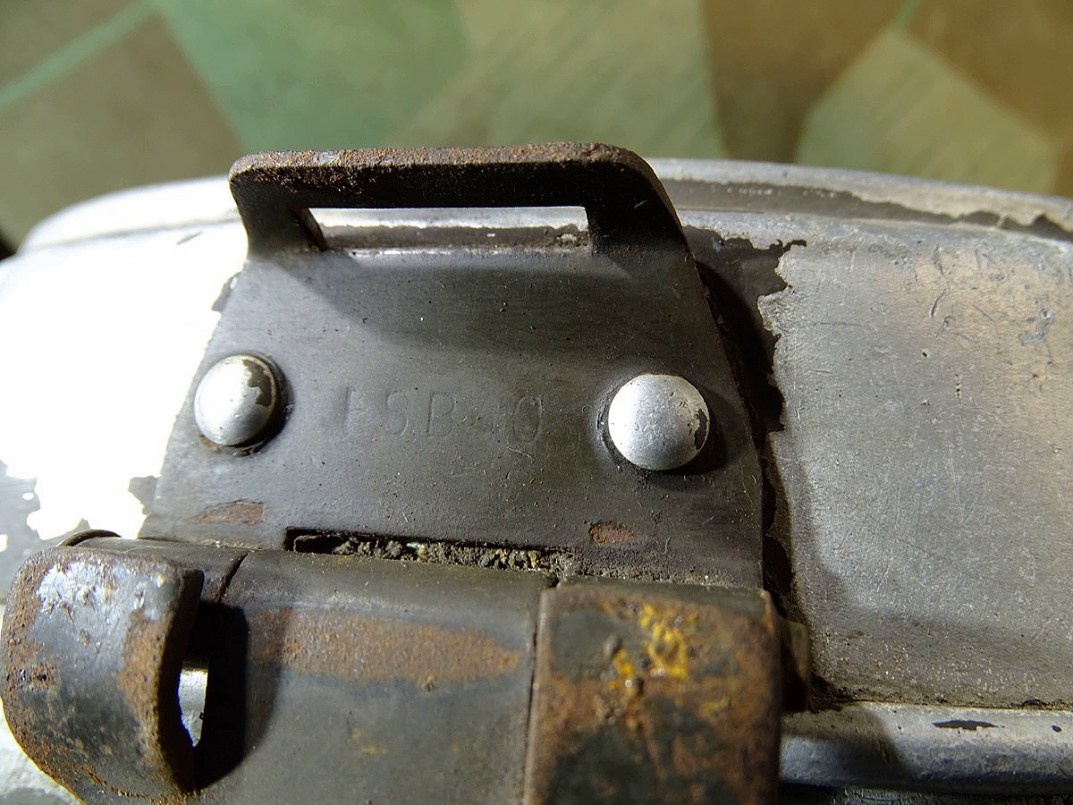 Wehrmacht Kochgeschirr, Komplett  von 1940. Deckel  ESB 40( Sommerfeld Berlin ) , Unterteil A.W.G 40