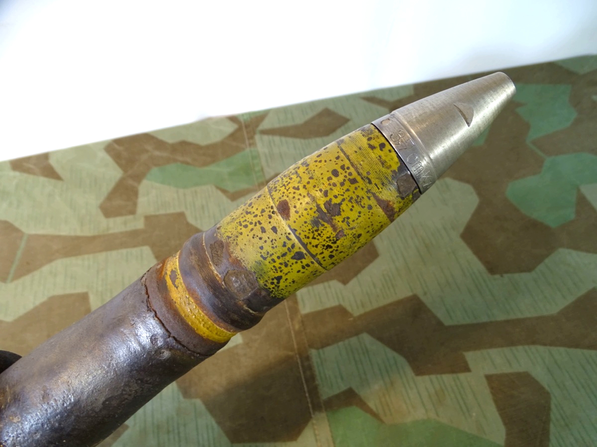 Deko Spreng Granate 3,7 cm Kriegsmarine Flak mit Hülse und Aluzünder , Originallack