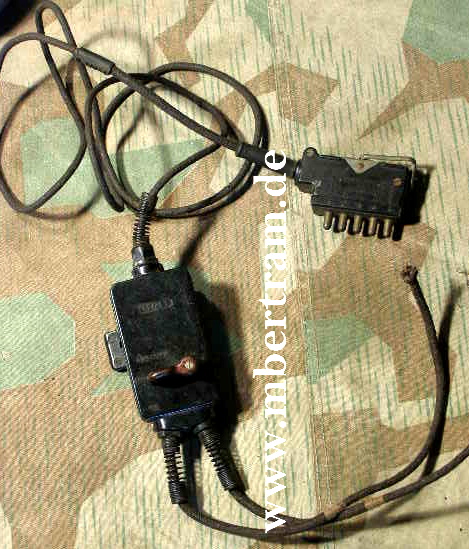 Panzer/ Sprechtastenschalter für Kehlkopfmikrofon