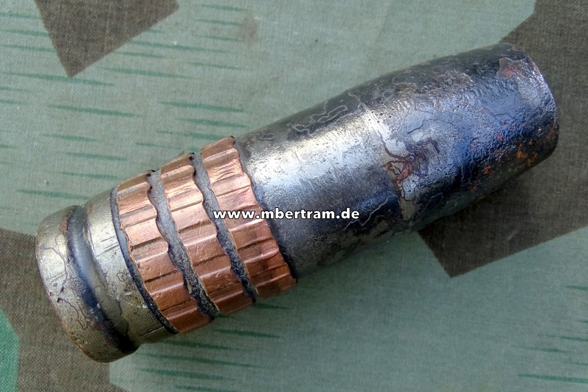 Deutsche 3,7 cm Granate mit 3 Kupfer Führungsringen, 2. Weltkrieg SELTEN !!
