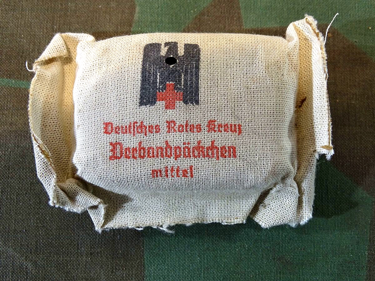 DRK- Deutsches rotes Kreuz Verbandpäckchen, mittel, DRK Sanitätslager Babelsberg