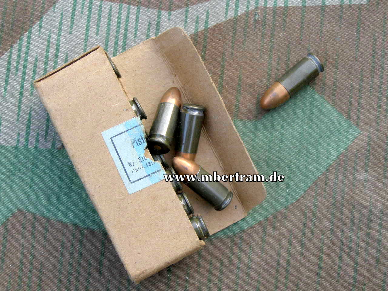 18 Dekopatronen 9mm, 2. Weltkrieg, deutsch, Schachtel