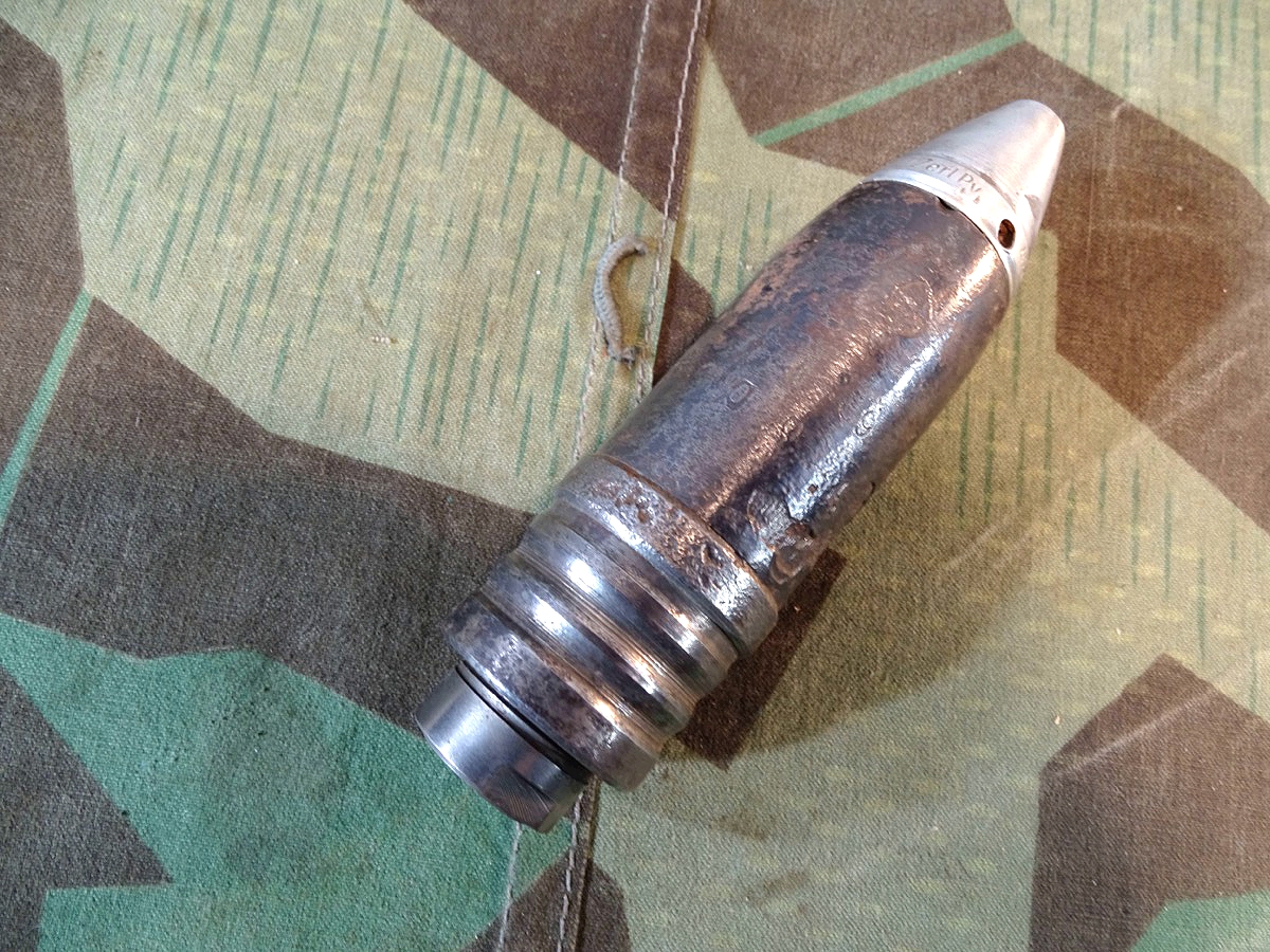 3,7 cm Deko Spreng Geschoss mit Aluzünder und Leuchtspurhülse für Flak und Stuka 