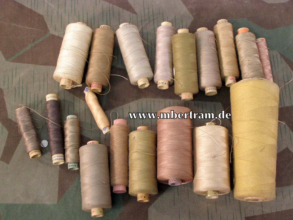 Tropenuniformen : 19 Rollen beiges / braunes Garn