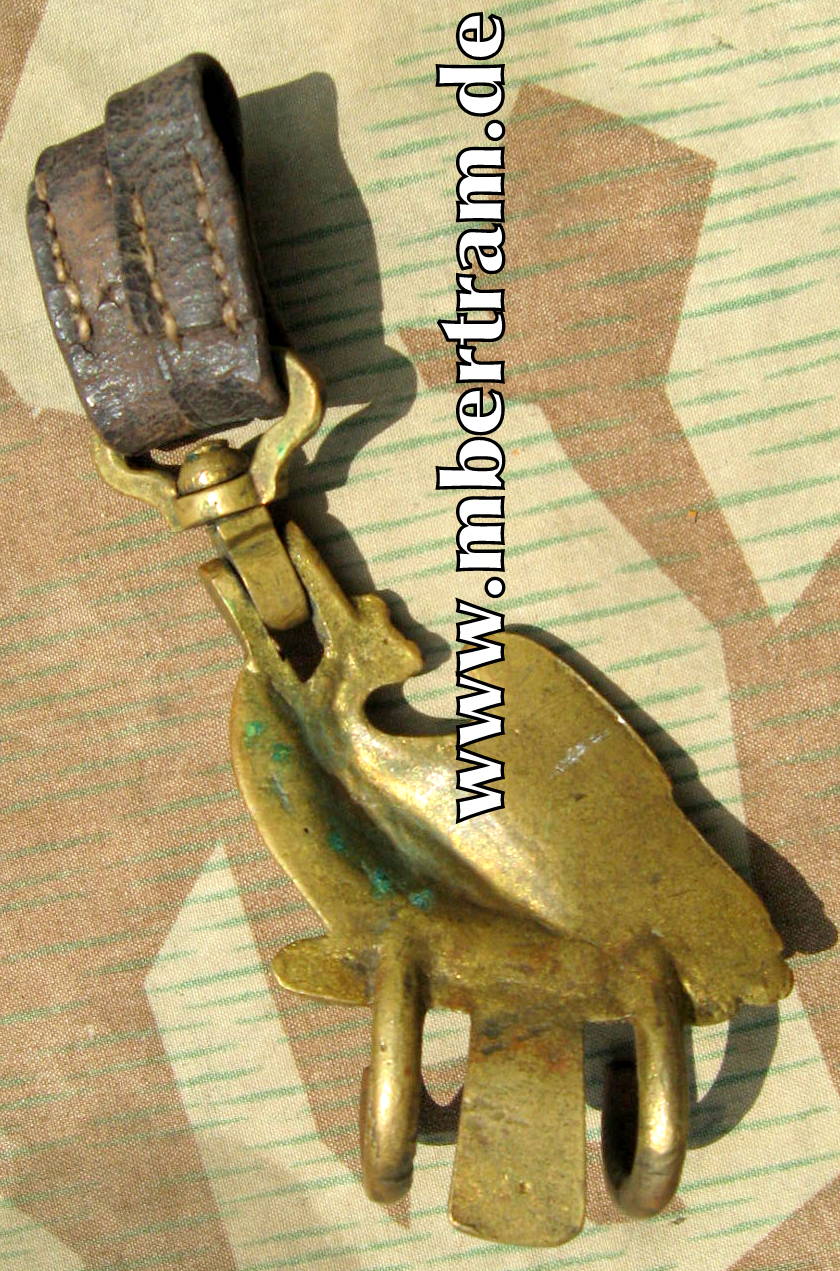 Trommeltrage , Messing. Mit preussischem Adler mit Krone