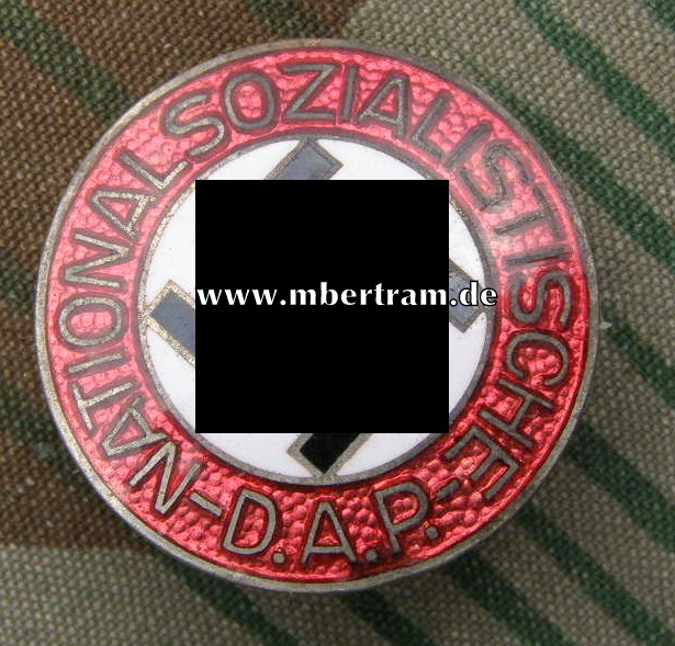 NSDAP PARTEIABZEICHEN, EMAILLIERT, GUTER ZUSTAND