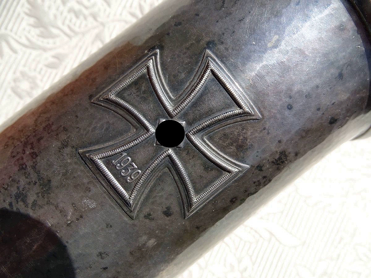 Luftwaffe Ehrenpokal für besondere Leistungen im Luftkrieg für Unteroffizier Ludwig Schubert, Bordschütze, 1942 Luftwaffe Ehrenpokal für besondere Leistungen im Luftkrieg für Unteroffizier Ludwig Schubert, Bordschütze, 1942