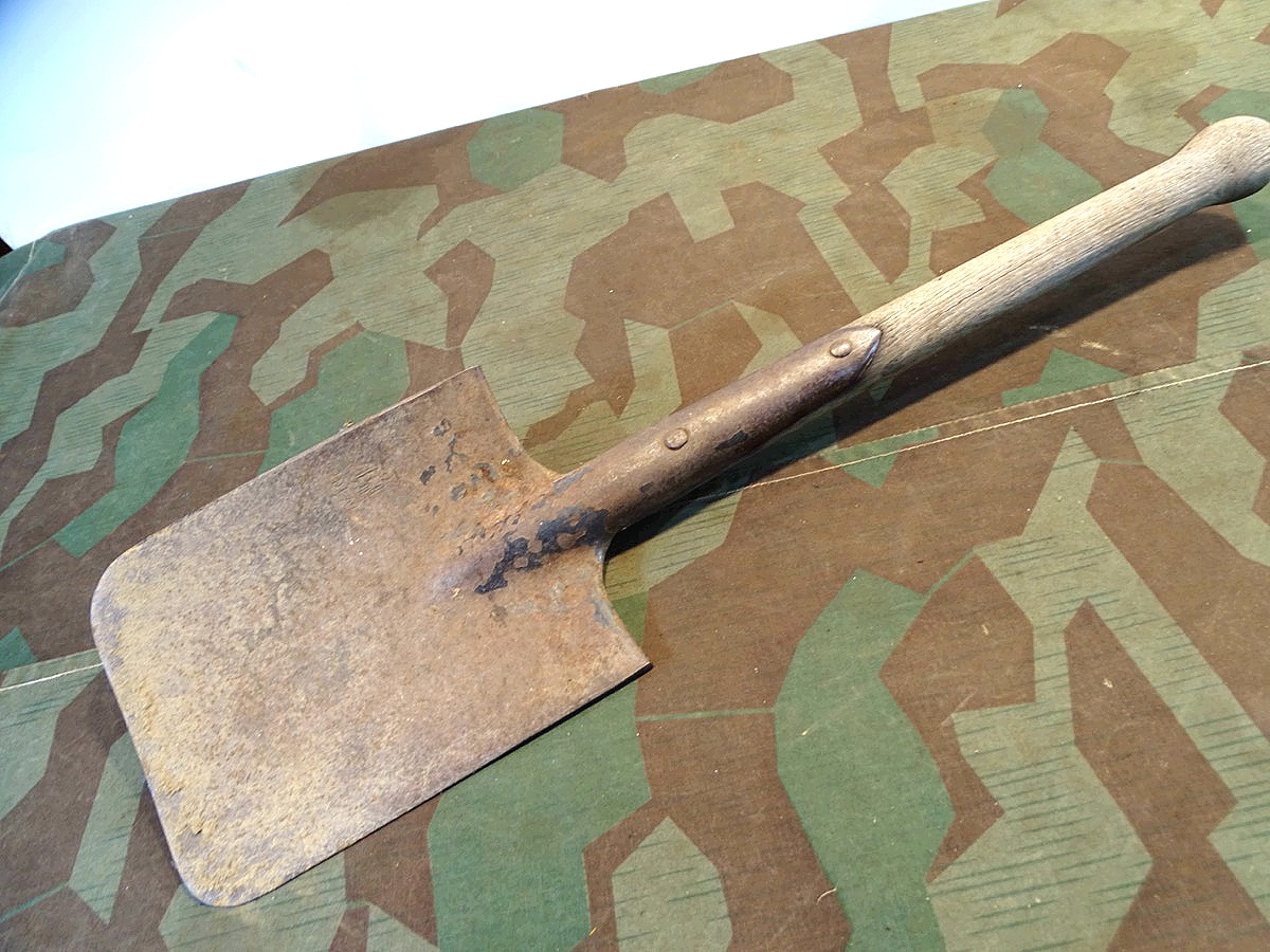 Wehrmacht Schaufel / Schanzspaten / Feldspaten, Hersteller " Ideal"
