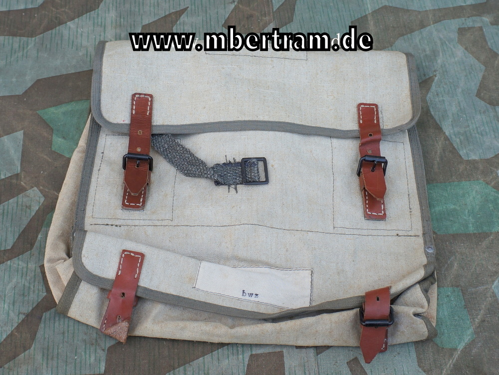 Wehrmacht Tasche zur Pferdegasmaske 41 "bwz", sandfarben-Tropen