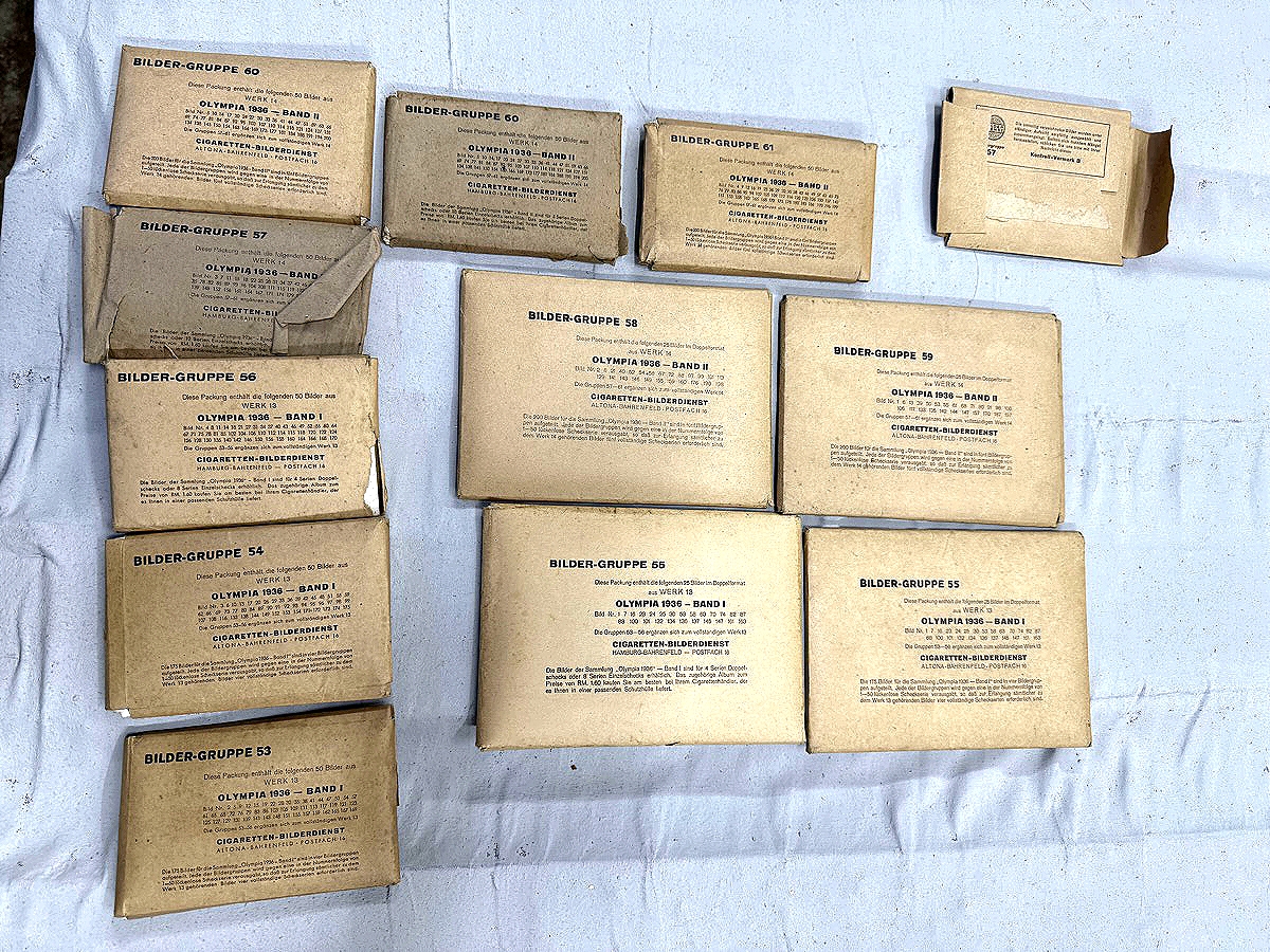 11 gefüllte Bildertüten für Sammelbilderalbum Olympia 1936 Band I+II