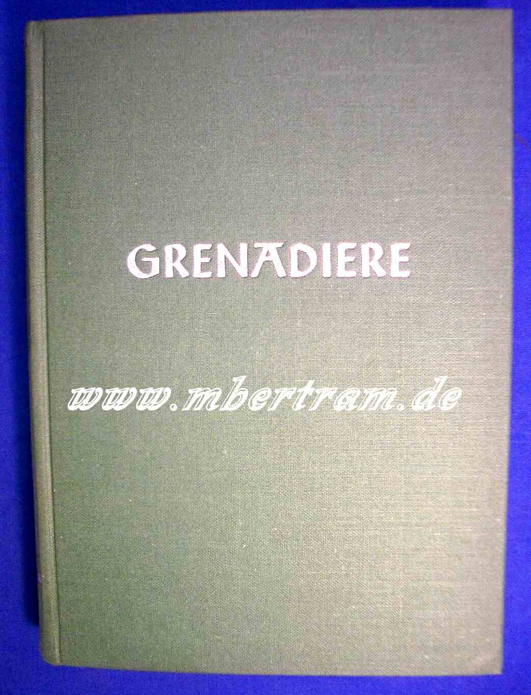 Kurt Meyer ( Panzermeyer), Grenadiere der SS 416 S. v. Abb.