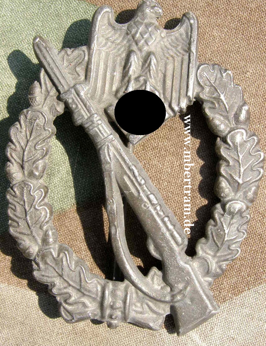 Frühe Nachkriegs Replik. Infanterie Sturmabzeichen Silber.