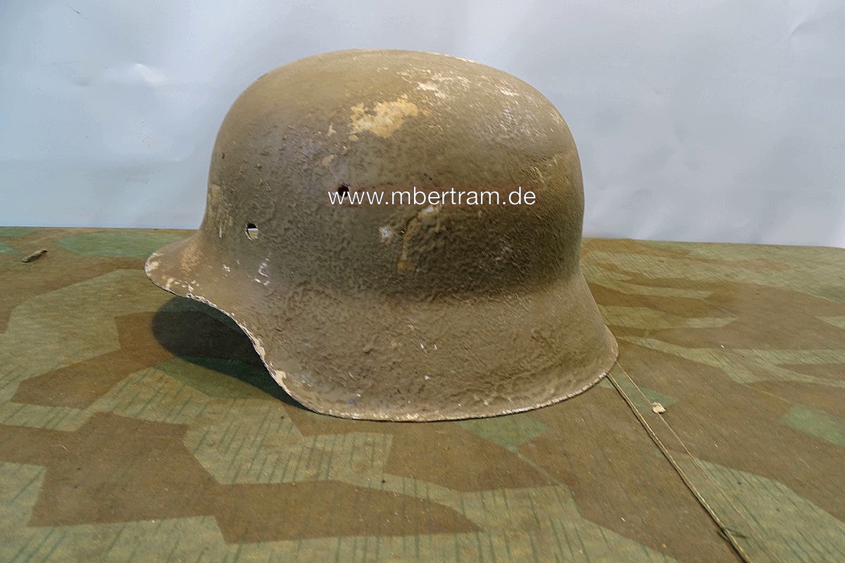 Wehrmachts Helmglocke M 42, sandfarbene Rauhtarnung