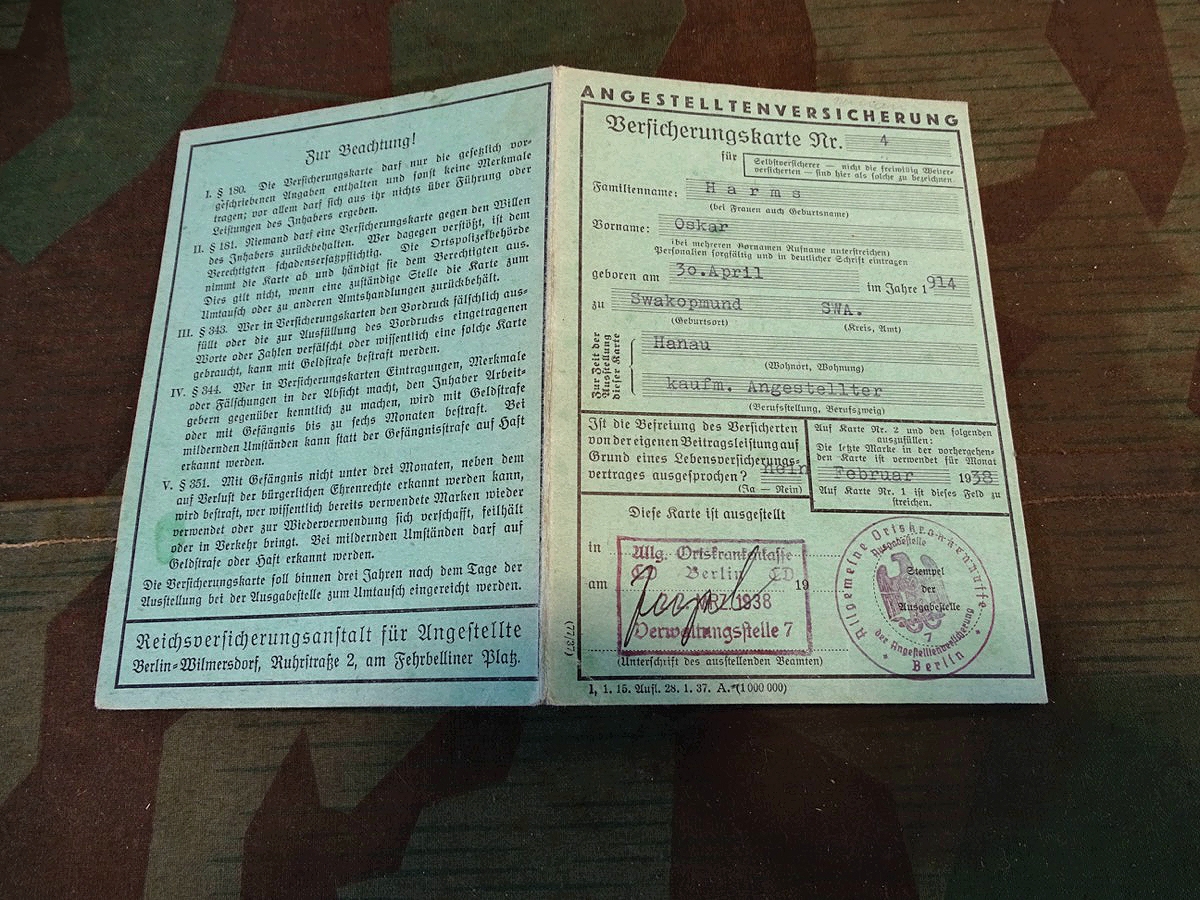 Angestellten Versicherungskarte Stettin von 1938 O.Harms aus Swakobmund ( Deutsch Südwest ) 