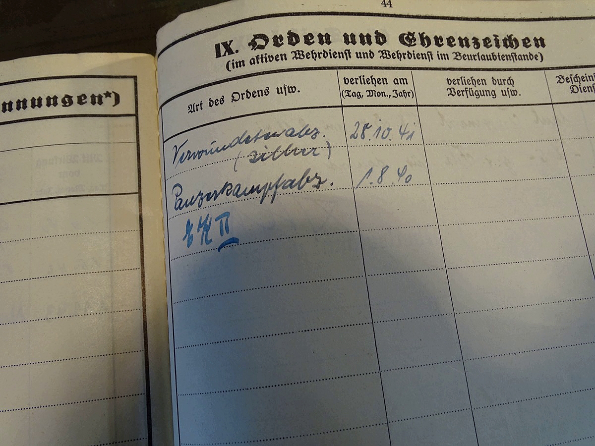 Wehrstammbuch Gefr. Heinz T. Panzer. Gren E. Btl. 4