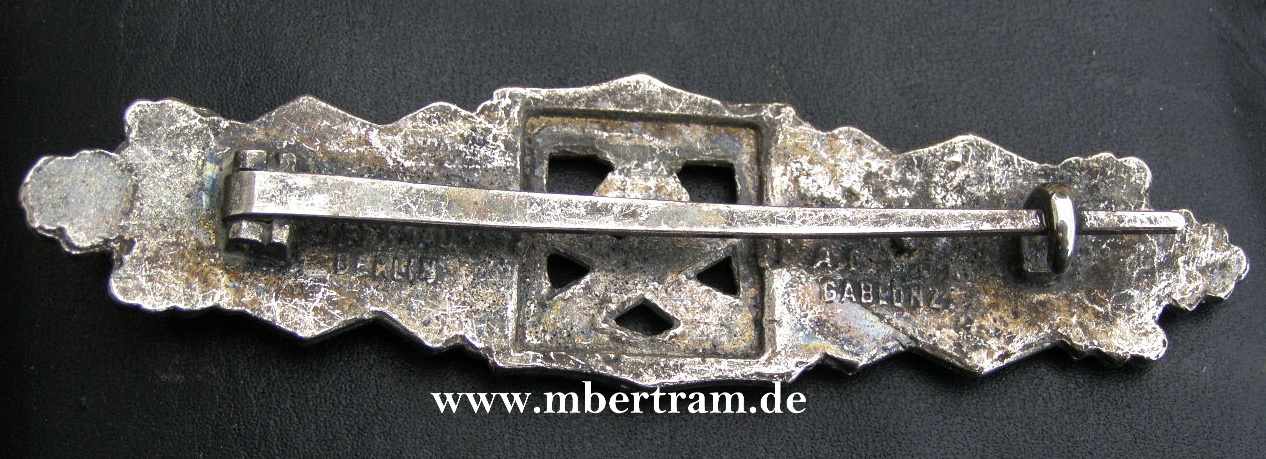 REPLIK: Nahkampfspange Silber, FLL, FEC.WE Peekhaus Berlin.