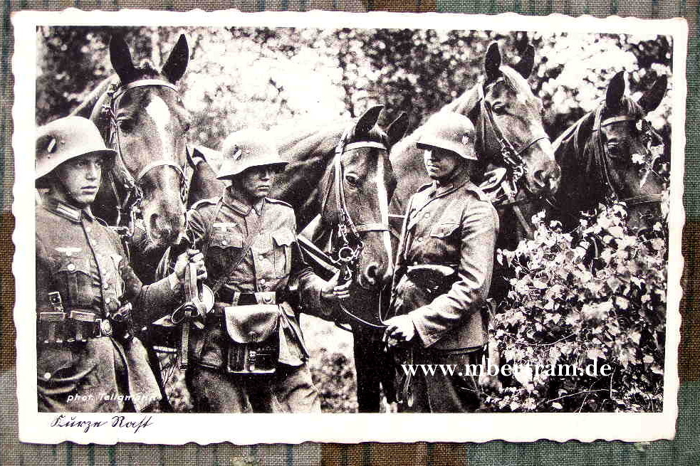 Propaganda Postkarte Kavallerie Einheit bei einer kurzen Rast