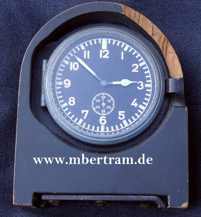 Wehrmachts Stations Funkeruhr, Hst.:"cxh" 1944