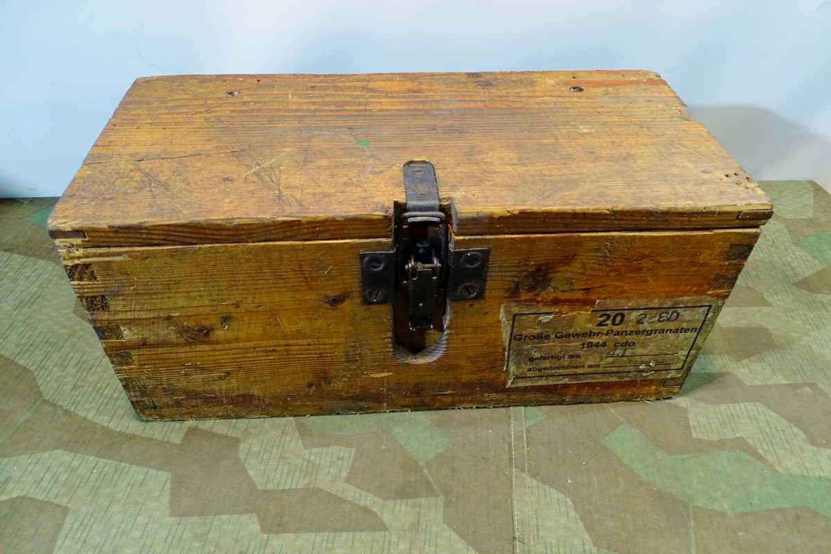 Holz Munitionskiste für 20 Große Gewehr Panzer Granaten mit Schrift und Etikett