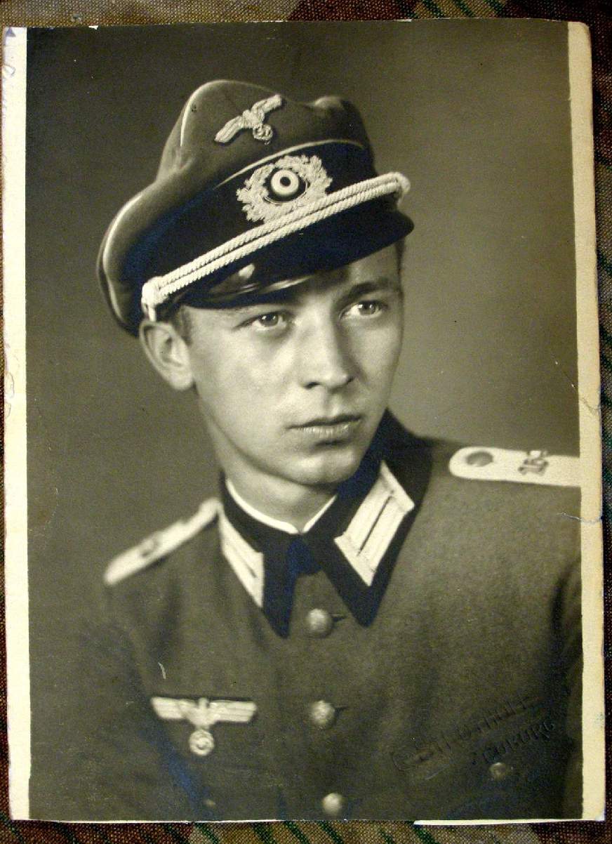 Portraitpostkarte Leutn. Inf Rgt. 159,Feldbluse, Schirmmütze