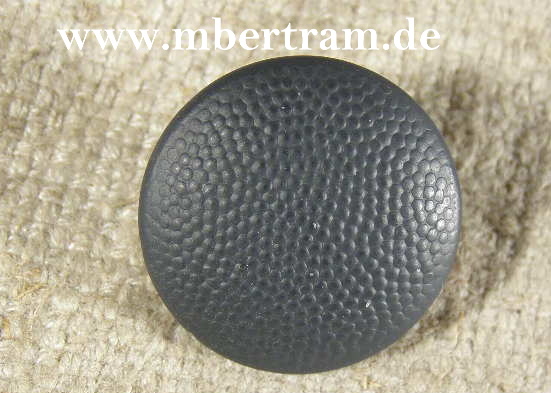Luftwaffen Uniformknopf, 19mm, gekörnt, hohl geprägt.