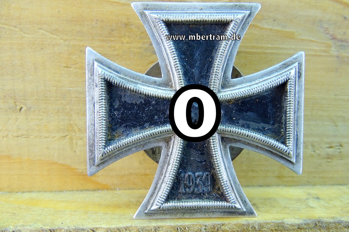 Eisernes Kreuz 1939 1. Klasse an Schraubscheibe - Souval