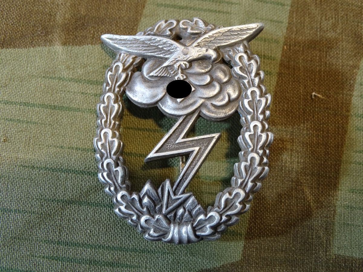 Erdkampfabzeichen der Luftwaffe. Zink-Ausführung. 