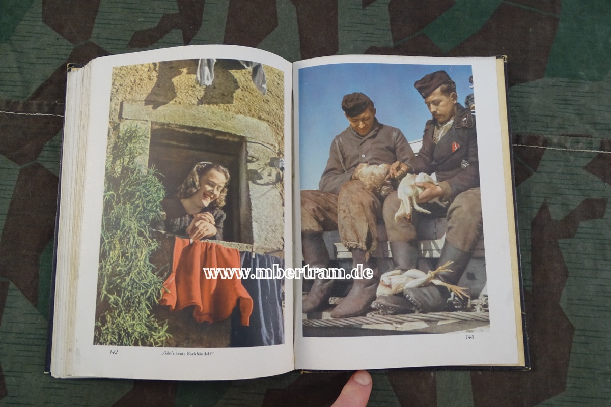 Zeitgeschehen in Farben. 1943, 143 Seiten, SEHR SELTEN !!