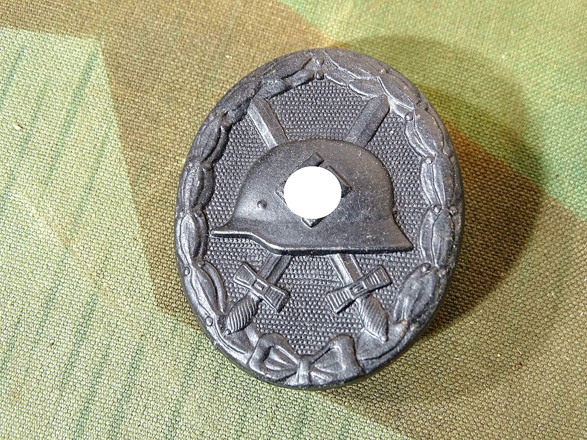 Verwundeten Abzeichen in schwarz, Eisen, hohl geprägt, ohne Hersteller