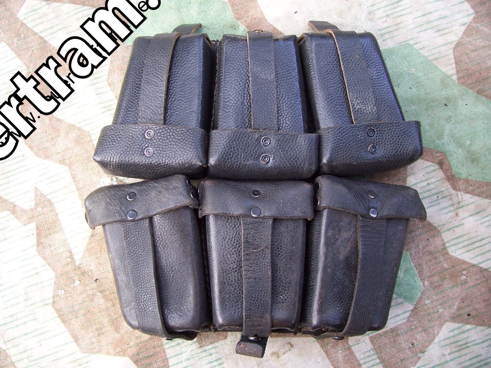 Paar gleiche K98 3er Munitionstaschen RB.Nr.: 0/0485/0002