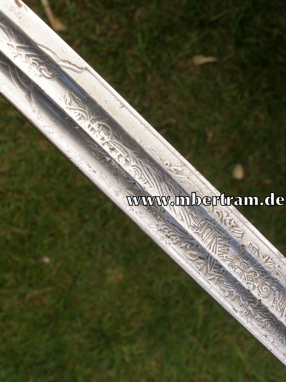 10304-19 Extra-Kürassier-Degen M 1854 -Klingenätzung, Portepee.