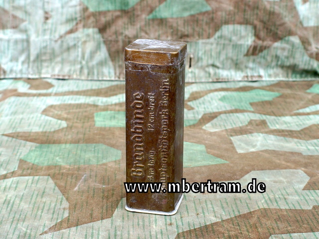 Wismutbrandbinde der Wehrmacht in Blechbehälter