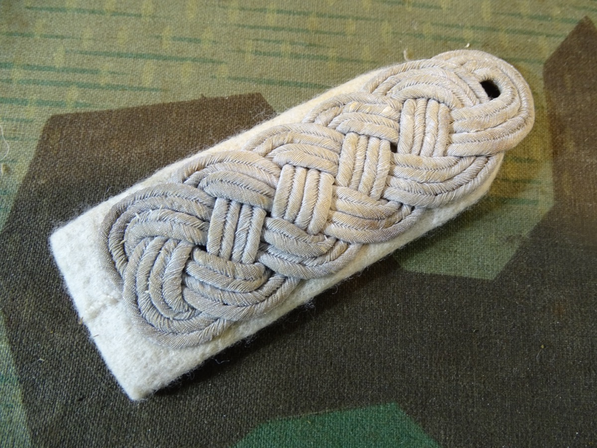 Schulterklappe Major Infanterie, schön erhalten