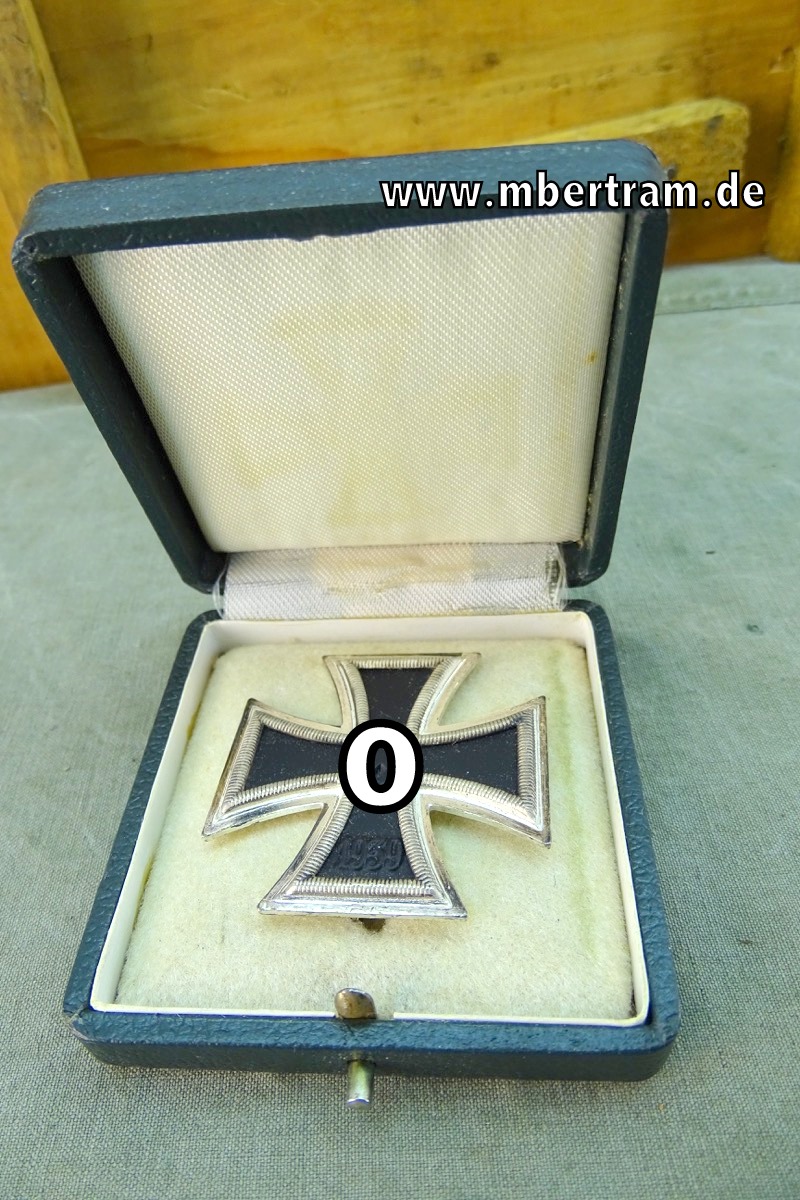 Eisernes Kreuz 1939 1. Klasse, Hersteller "6"  Zimermann, grünes Etui