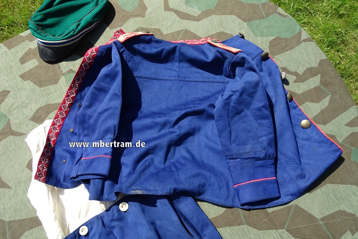 Kinder Uniform, preussisches, blaues Uniformtuch, Preussische Uniformknöpfe.