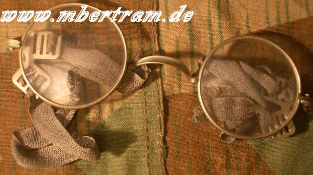Wehrmacht Maskenbrille / Dienstbrille, Haltebänder