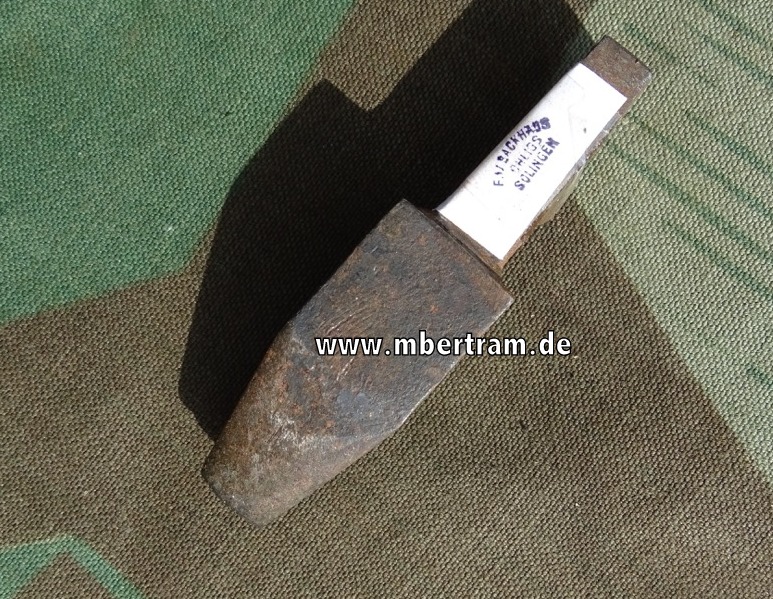 Hersteller Prägestempel der Fa. F.W. Backhaus, Blanke Waffen Solingen