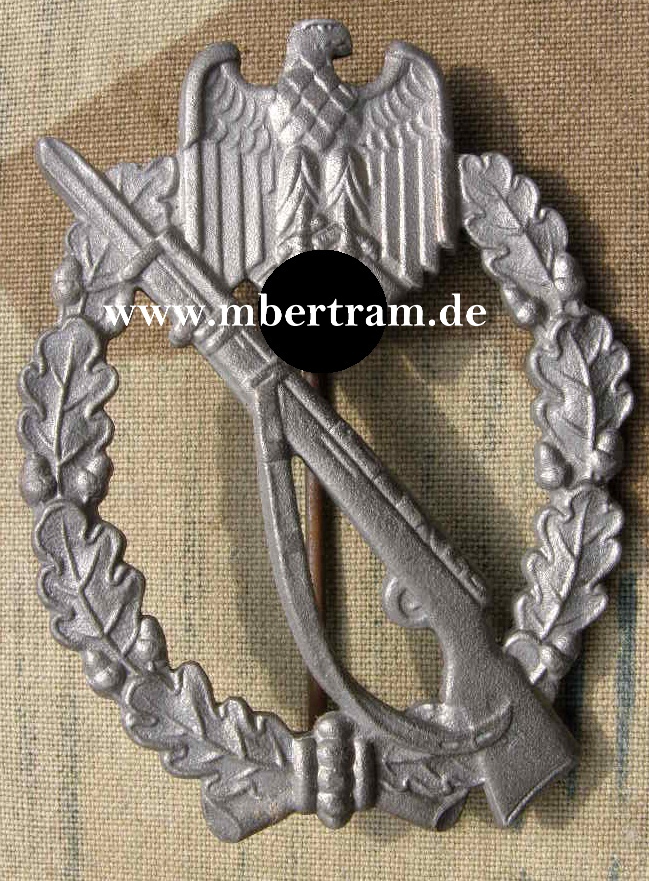 Infanterie Sturmabzeichen in Silber. Magnetische Eisennadel.