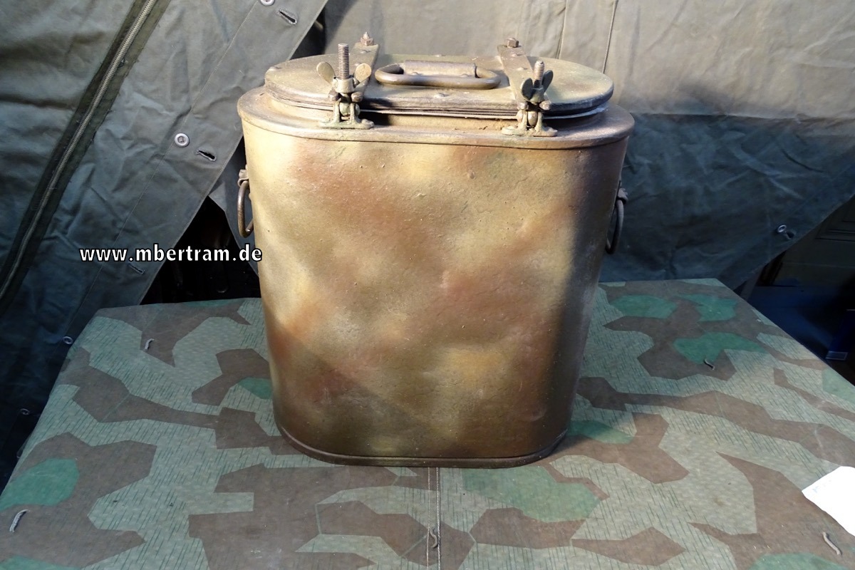 Wehrmacht Essensträger/ Thermocontainer, " bmc 41" restauriert, Tarnfarben.