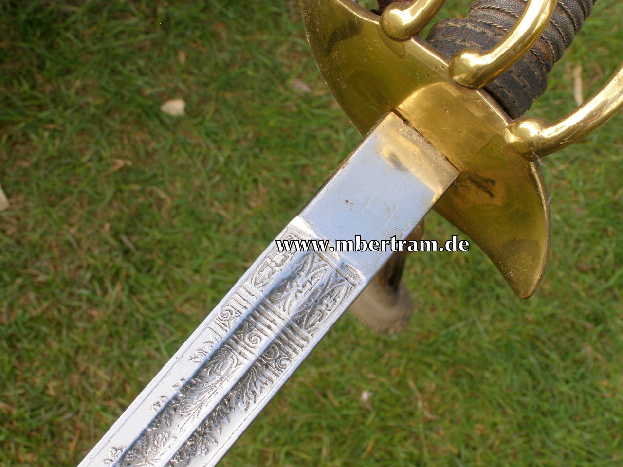 10304-17 Extra-Kürassier-Degen M 1854 -Klingenätzung, Portepee.