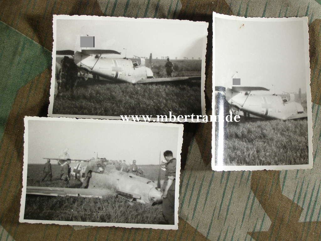 3 Fotos einer abgestürzten Me 109, Kennung 12