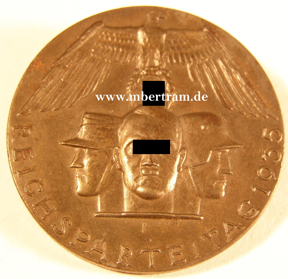 Tagungsabzeichen Reichsparteitag 1935. Eisen, versilbert