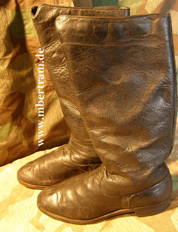Husarenstiefel, 1. Weltkrieg, 1917 zur feldgrauen Uniform