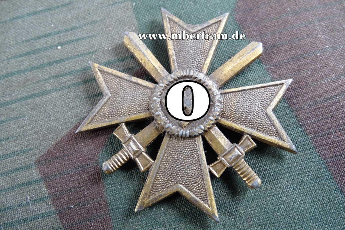 KRIEGSVERDIENSTKREUZ 2. KL. 1939 MIT SCHWERTERN OHNE RING