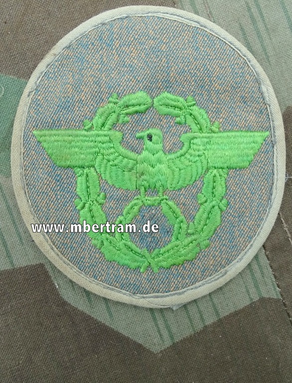 Ärmeladler Schutzpolizei, Grüner Adler, HK entfernt auf Sommerblusen Polizeistoff